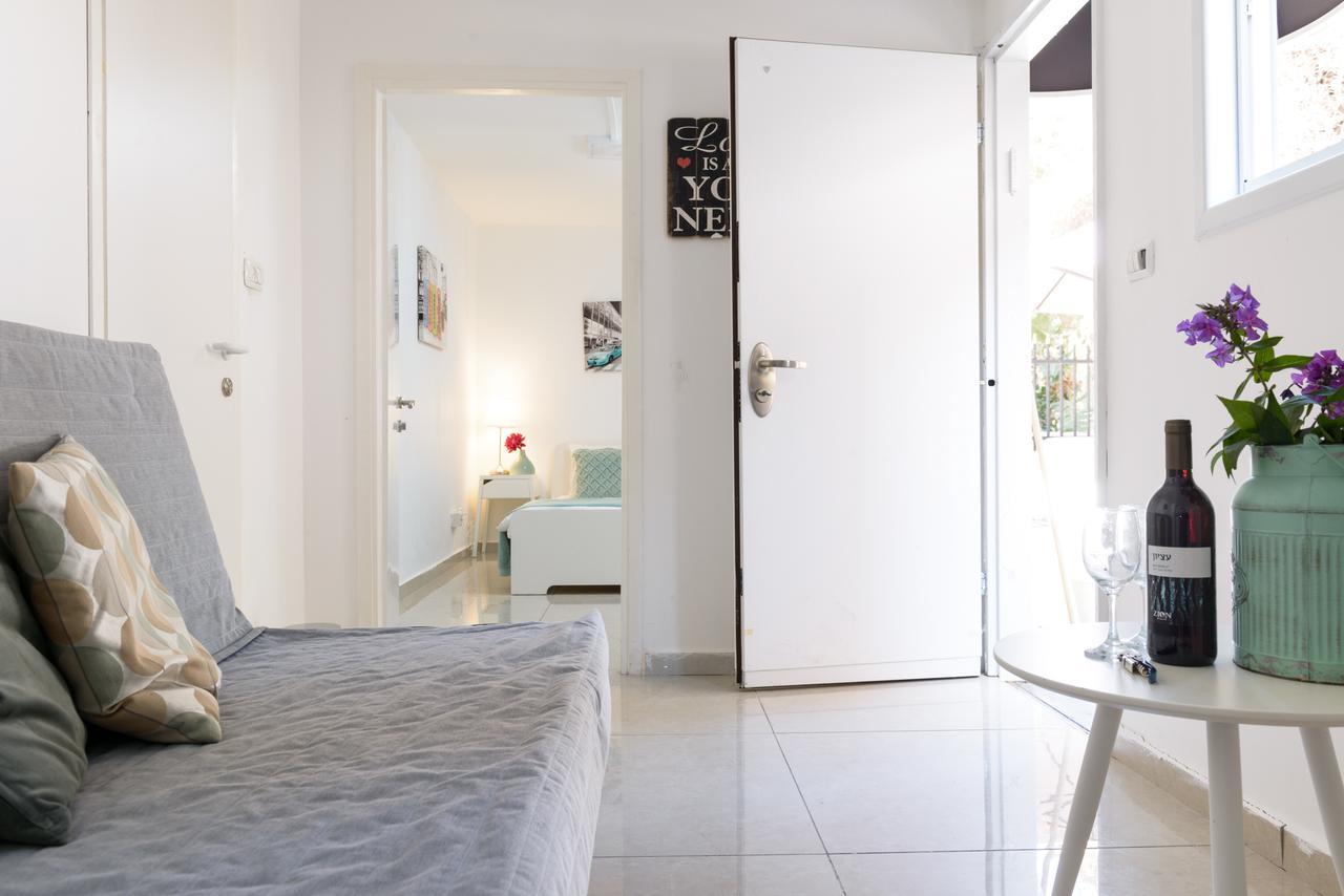 Studio & Apartments On The Beach By Aspentlv Tel Aviv Eksteriør billede