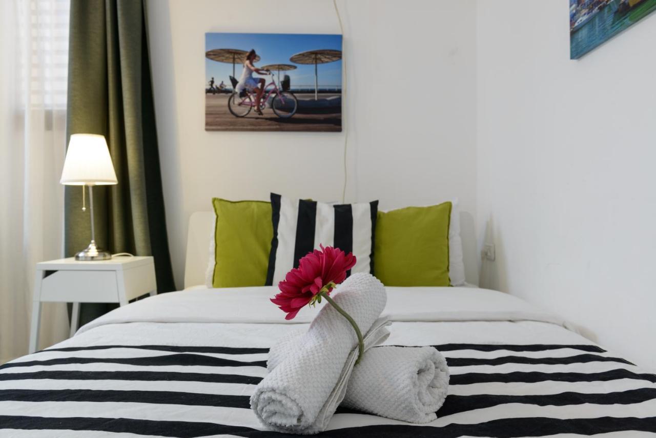 Studio & Apartments On The Beach By Aspentlv Tel Aviv Eksteriør billede